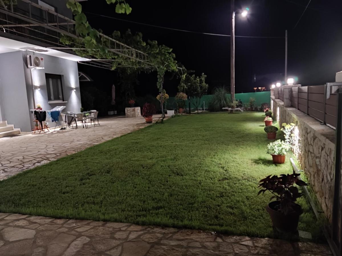 Syvota Apartments Family Exterior photo