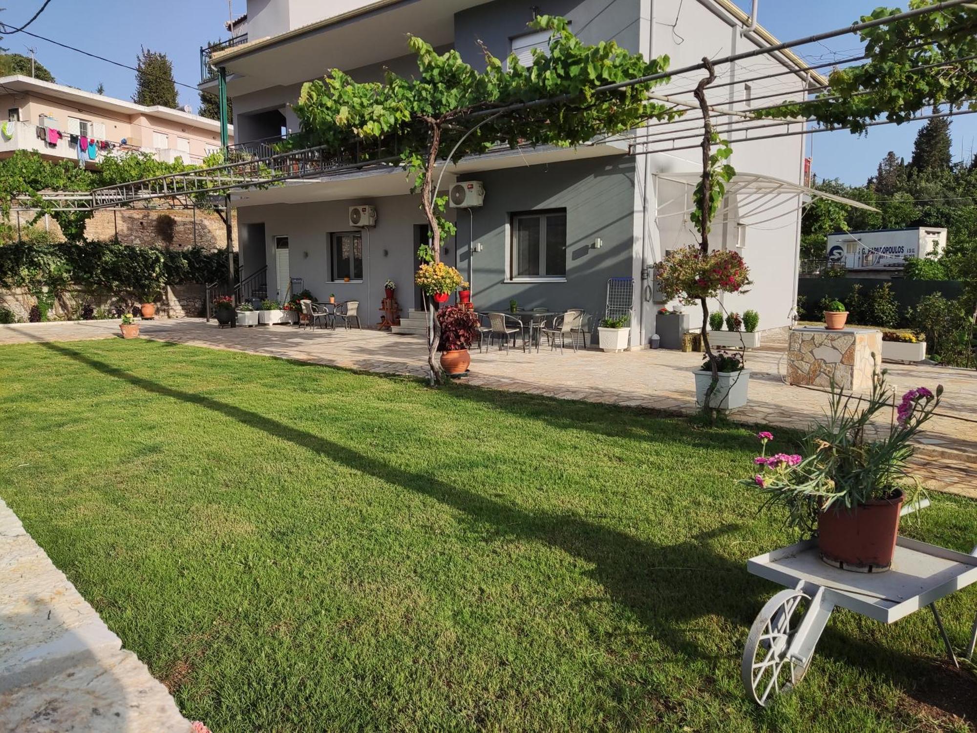 Syvota Apartments Family Room photo